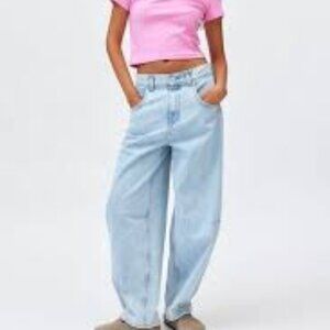 Mrs. Drama Barrel Jeans Size Small